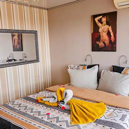 Lägenhet Capsexy Heliopolis Sea View Naturist Village *